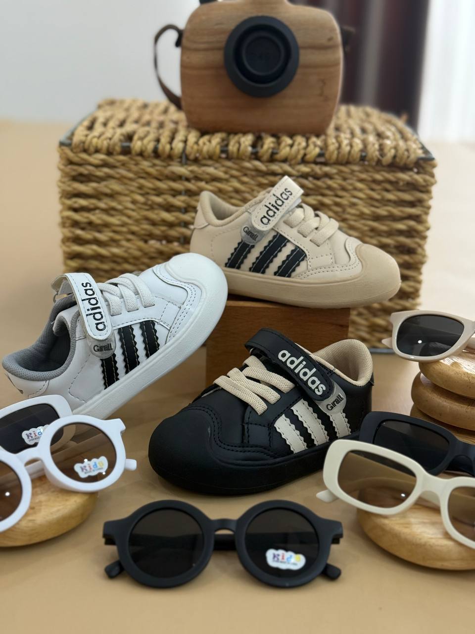 IMG_20251215_222740_563 ونس آدیداس - Image 1