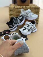 کتونی نیوبالانس چسبی - Image 2