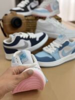 کتونی نا.یک عطری - Image 2